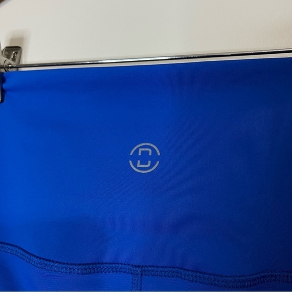 Define Your Inspiration Cropped Leggings Medium - Picture 4 of 4